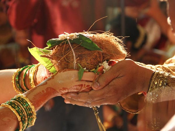 ముస్తాబవనున్న ఫంక్షన్హాళ్లు...