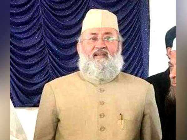 Centre Trying To Split Us, Says Muslim Board As Cleric Defies Babri Stand Centre Trying To Split Us, Says Muslim Board As Cleric Defies Babri Stand