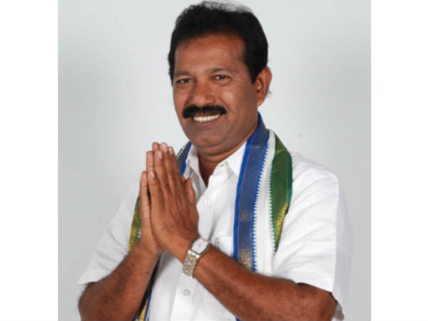 ప్రభుత్వ వ్యతిరేక కార్యక్రమాల్లో చురుగ్గా