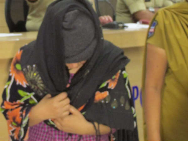 ఆటలో పెట్టి వివరాల సేకరణ