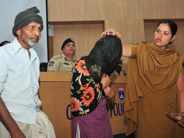 అంతకుముందు కారు యజమాని విచారణ