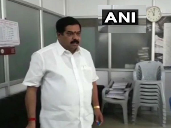 అసెంబ్లీలో వివాదం