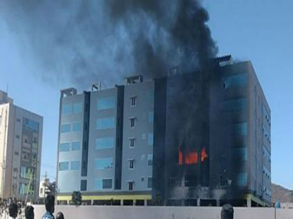 Fire Accident At new offices of 2 IT companies at NRT Tech Park Fire Accident At new offices of 2 IT companies at NRT Tech Park
