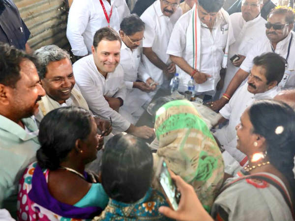 చిన్న టేబుల్