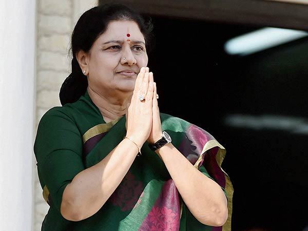 శశికళ డిమాండ్లు