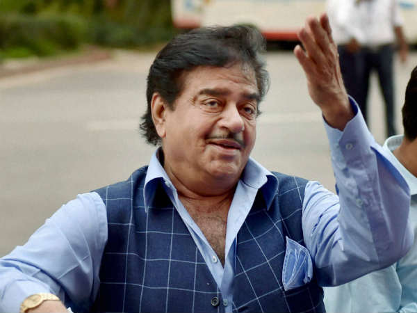 యశ్వంత్ సిన్హానతో పాటు శతృఘ్న