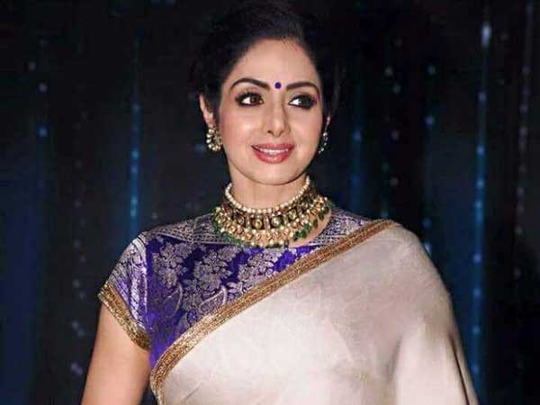 తెలుపు రంగు అంటే ఇష్టమంటూ