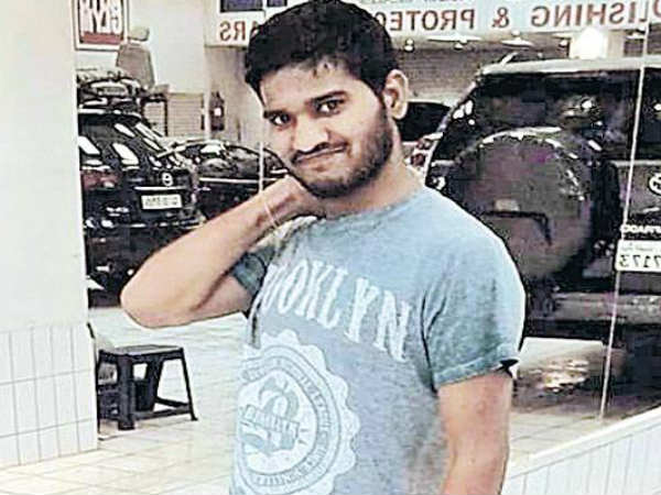 దోహాలో పనికి కుదిరాడు కానీ..