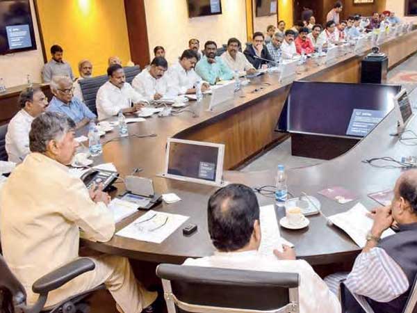 ఇంతకీ ఏమా అస్త్రం...ఏమా కథ