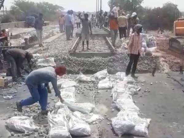 Bridge at Moosayipet completed in record time Bridge at Moosayipet completed in record time