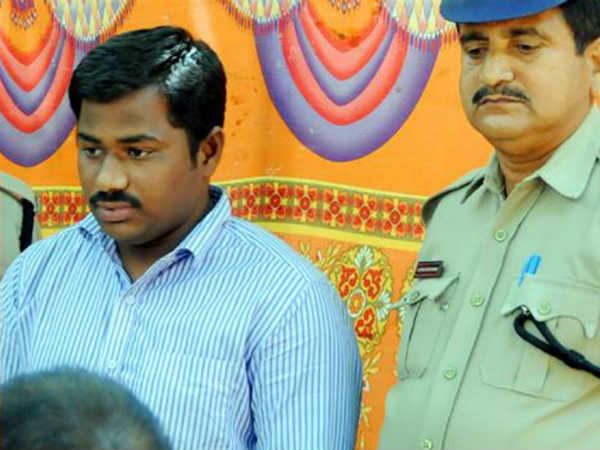 ఉద్యోగం కోసం కోచింగ్...నో యూజ్