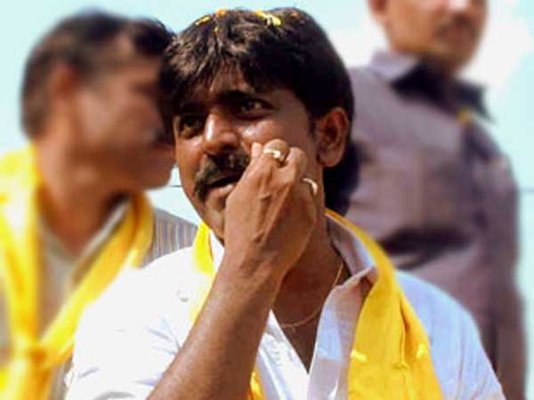 మేం పారిపోలేదు