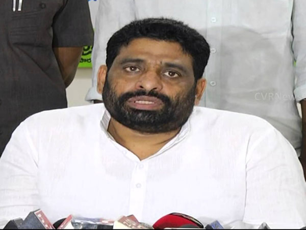 చంద్రబాబుపై కేంద్రం కక్ష సాధింపు