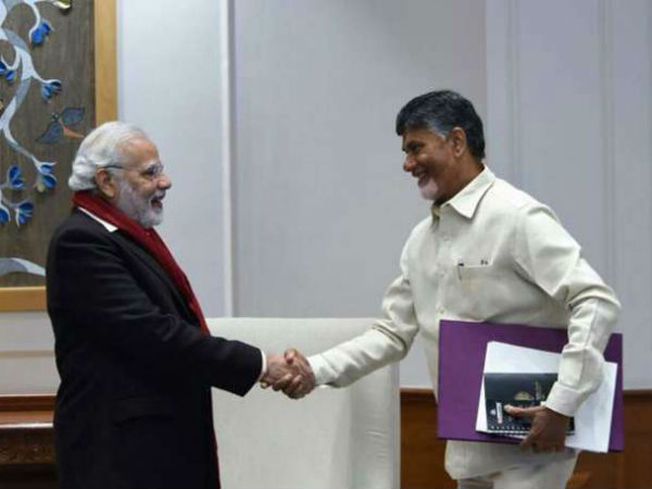 ఆలోగానే హోదాపై చర్చించాలి..