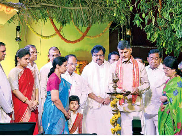 చంద్రబాబు బలహీనపడితే.. ప్రజలకు నష్టమని బాబు నిష్ఠూరాలు