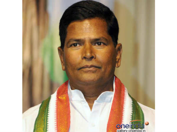వచ్చే ఎన్నికల్లో దామోదర్ రెడ్డికి టిక్కెట్టు