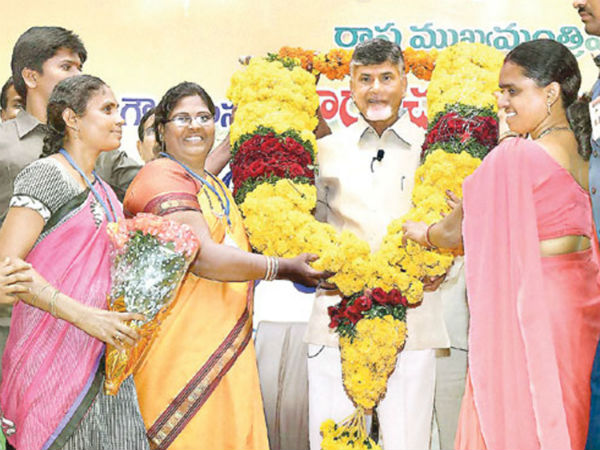 అవిశ్వాసానికి...అనేక పార్టీల మద్దతు...