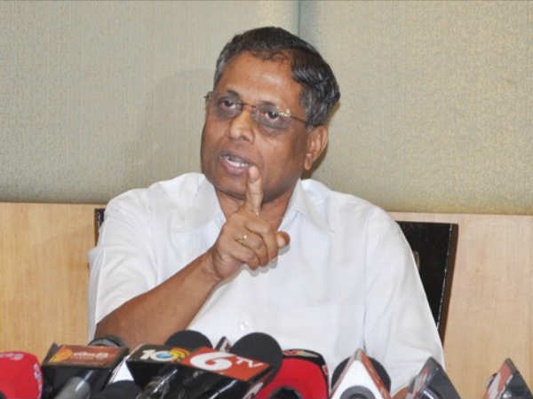 కెసిఆర్ ఫ్రంట్ వెనుక మోడీ ఉన్నారేమో