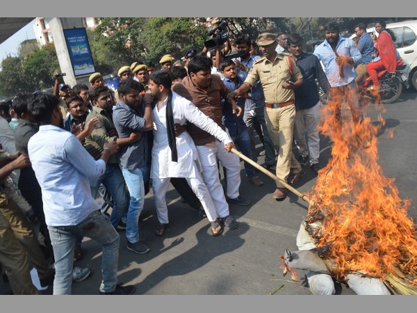 నాలుగేళ్లుగా వాటిపై, ఒక్క రోజులో దీనిపై