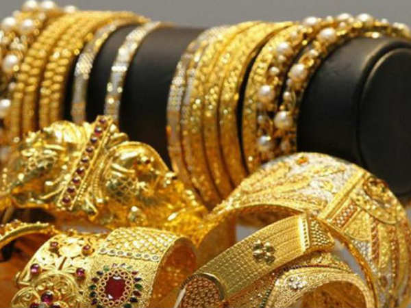 పోలీసుల అనుమానం..: