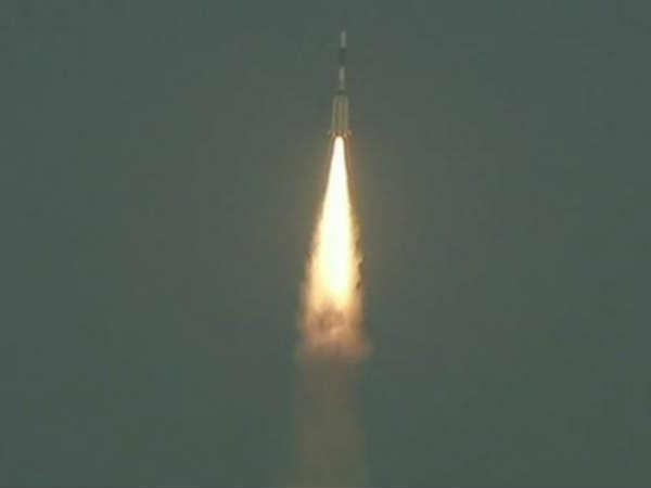 ISROs GSLV F08 launch carrying the GSAT-6A communication satellite ISROs GSLV F08 launch carrying the GSAT-6A communication satellite