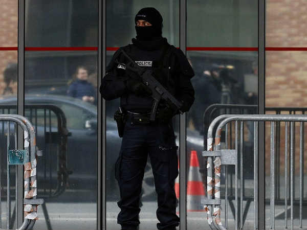 Gunman takes hostages at supermarket in southern France: reports Gunman takes hostages at supermarket in southern France: reports