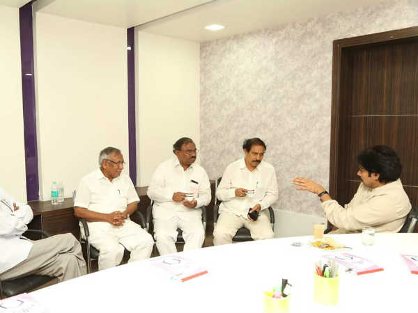 అసెంబ్లీలో ధనవంతుల తిష్ట