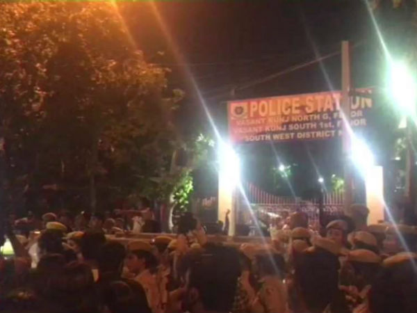 jnu-students-protest jnu-students-protest