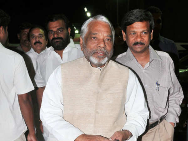 అప్పుడు చిక్కుల్లో కేకే