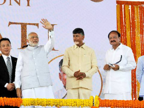 లెక్కలతో సహా బయటపెడుతారా?: