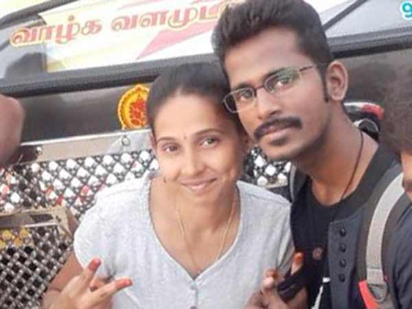 ఈరోడ్ దంపతులు