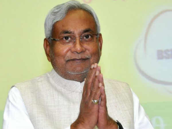 లాలూపై బీహార్ సీఎం ఇలా వాగ్భాణాలు