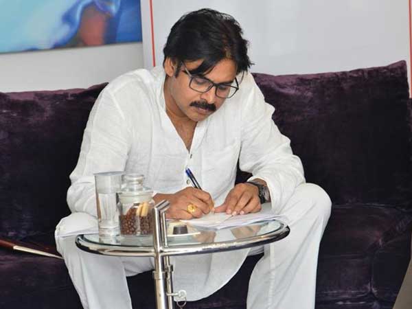 2019కి సిద్ధమవుతున్న పవన్ కళ్యాణ్