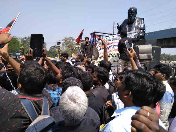 ఢిల్లీలో డీఎంకే ఆందోళన