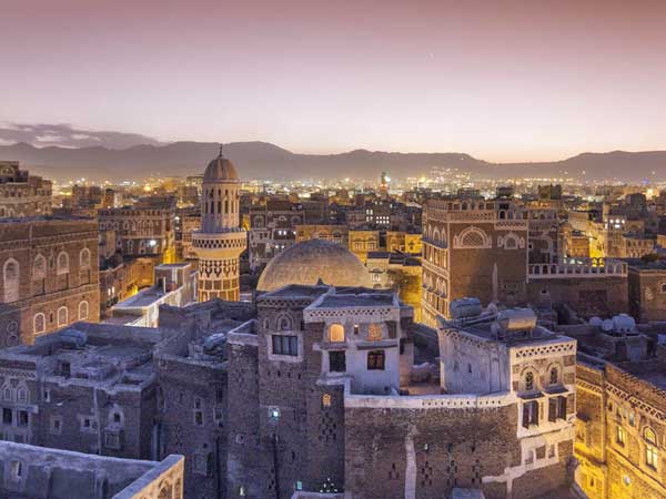 Saudi Arabia issues tourist visas for the first time - including for lone women Saudi Arabia issues tourist visas for the first time - including for lone women