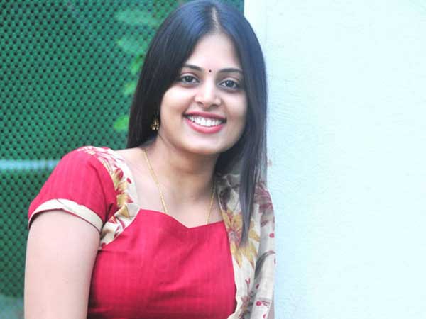 గుడ్డిగా అధికారులు !