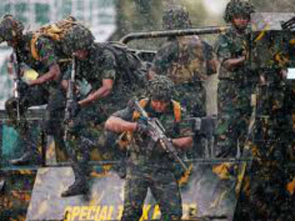 Sri Lanka declares state of emergency after Buddhist-Muslim clash Sri Lanka declares state of emergency after Buddhist-Muslim clash