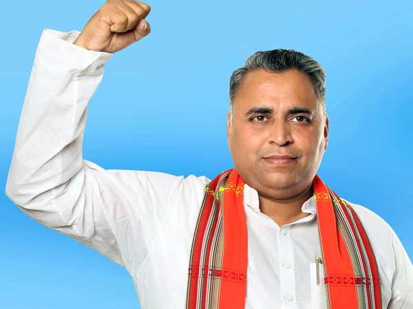 ఢిల్లీలోను గెలిపించారు