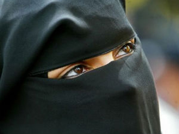 Despite ban, another fall victim of Triple Talaq in Hyderabad Despite ban, another fall victim of Triple Talaq in Hyderabad