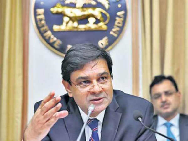పీఎస్బీల్లో నియంత్రణ తక్కువేనని ఆర్బీఐ అంగీకారం