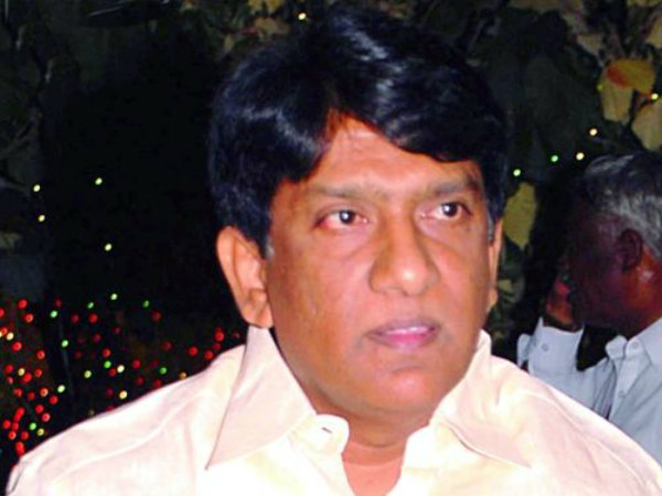 ఆ రెండు పార్టీలకు అది కష్టం