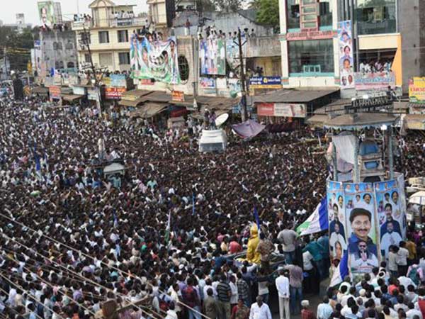 అవినీతి చంద్రబాబు...జగన్ ఆరోపణ