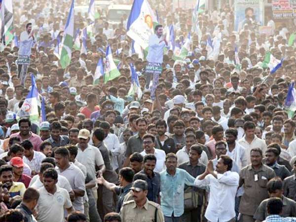 రైతుల గురించి అబద్దాలు...నిరుద్యోగులను దగా...