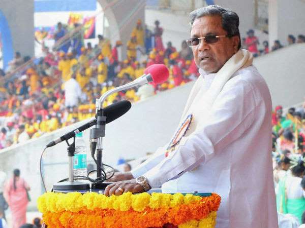 సీఎంకు కన్నడ రాదు