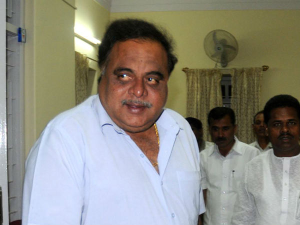 పోటీ చేయను