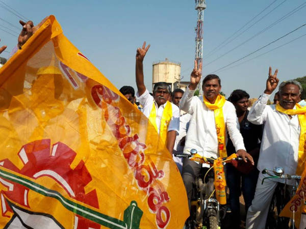 అధిష్టానానికి ఫిర్యాదు