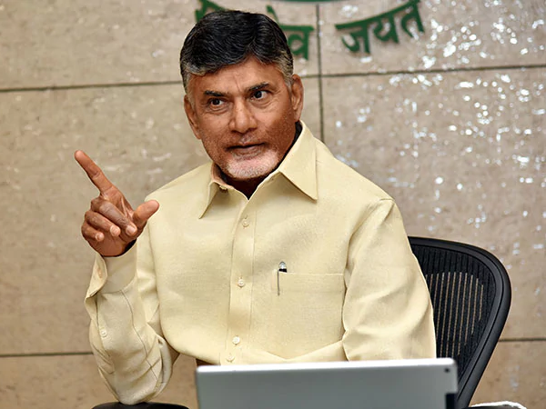 చంద్రబాబు దీక్ష చేపడితే అర్థం మారిపోతుంది