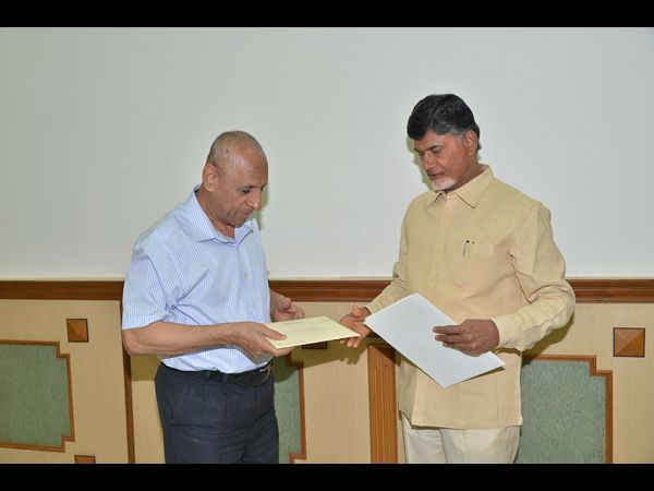 governor did a phone call to chandrababu governor did a phone call to chandrababu