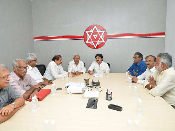 ఇతర పార్టీల ఆందోళన