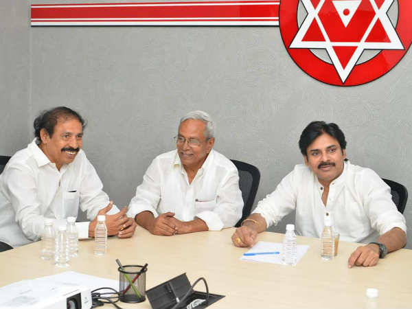 పవన్తో కలిసి పోటీ చేసేందుకు ఆసక్తి